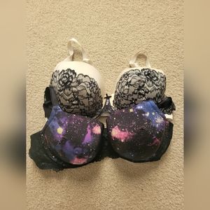 2 Torrid 38D Bras both 😍